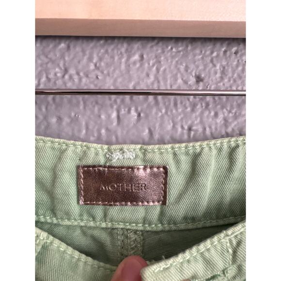 Women's Mother The Shaker High-Rise Chop Crop Linen-Blend Jeans in Hedge Green - Picture 3 of 5